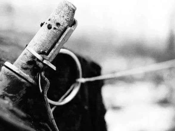 Чоловік підірвався на розтяжці на Донеччині