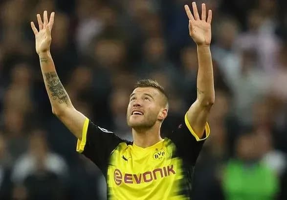 "Динамо" планує провести матч із "Борусією Д", Ярмоленко зіграє за обидві команди