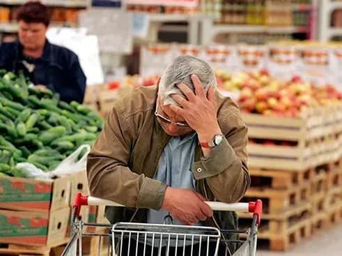 Названо прізвища нардепів, які лобіюють зростання цін на м'ясо і овочі