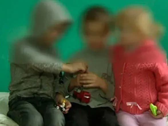 На Житомирщині жінка на два дні залишила без нагляду трьох дітей