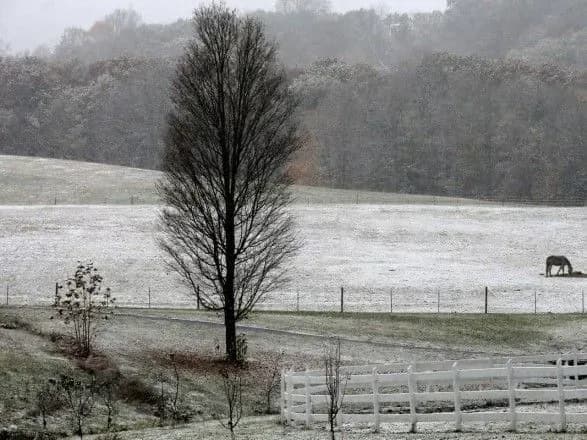 Завтра у західних областях України очікується невеликий сніг