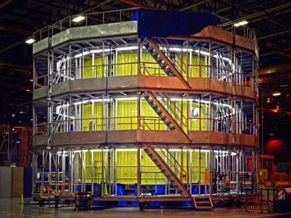 NASA показали будівництво ракети, яка полетить на Марс