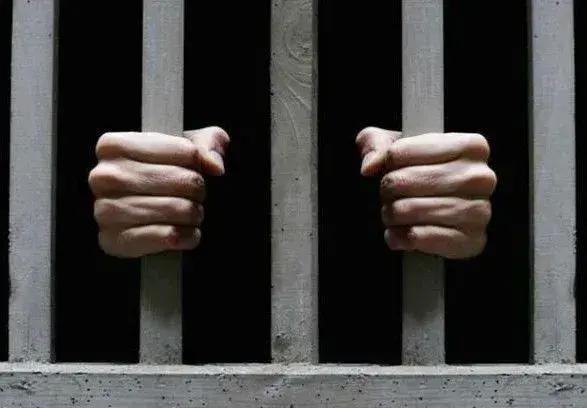 Високопосадовців, викритих на хабарі, взяли під варту на Кіровоградщині