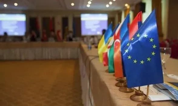 Порошенко розпочав зустріч з Туском в Брюсселі