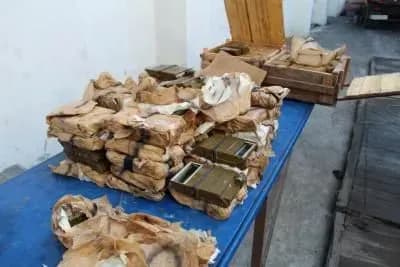 Под видом тракторных запчастей поляк пытался вывезти из Украины части бронетехники