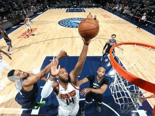 "Фінікс" без центрового Леня зазнав поразки від "Міннесоти"