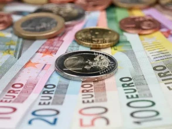 Курс євро перевалить за 32 грн