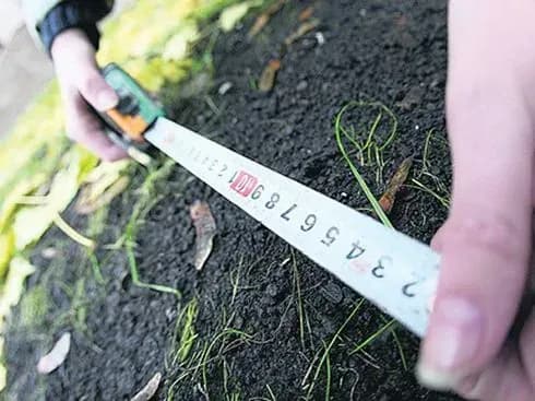 Порошенко пообещал местным властям более широкие полномочия в сфере земельных отношений