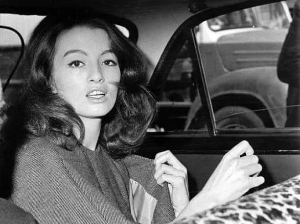 В Лондоне скончалась модель, которую подозревали в шпионаже для СССР