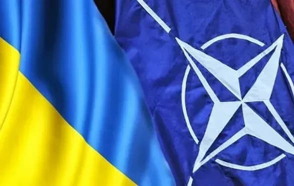 Країни НАТО висловили протест через спроби Угорщини блокувати діалог з Україною