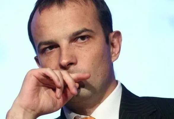 Снять Е.Соболева от должности Президент просил лично - нардеп