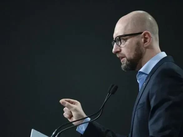 "Харківські угоди" серед іншого призвели до анексії Криму - Яценюк