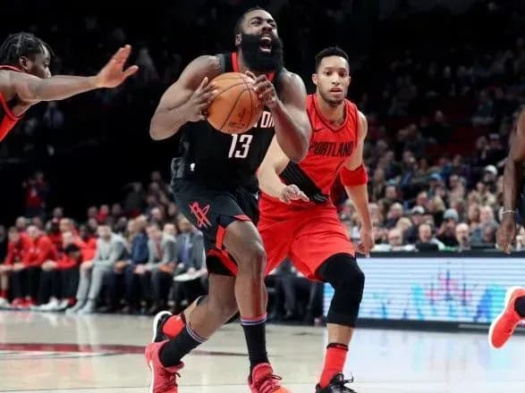 Х'юстон завдяки 48 очкам Хардена вдев'яте поспіль виграв матч у НБА