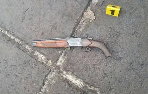 Чоловік скоїв збройний напад на мера Білозерська