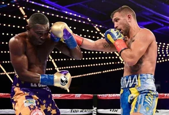 Ломаченка визнали найкращим боксером світу за версією ESPN