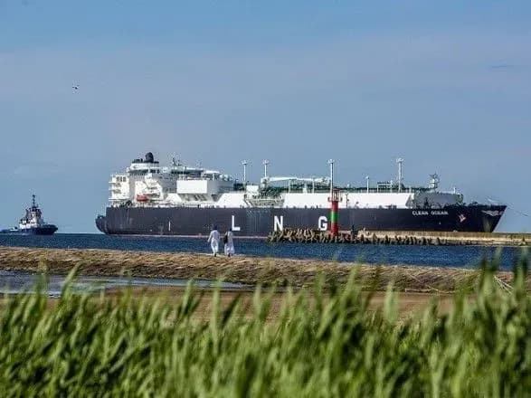 Перша партія зрідженого газу з США прибула в Україну