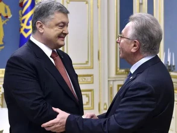 Порошенко провів зустріч із головою Венеційської комісії