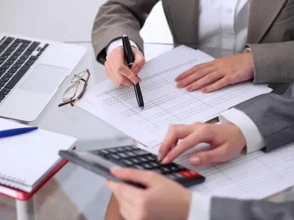 Кабмін вивів з-під дії мораторію на перевірки бізнесу 13 контролюючих органів