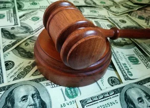 НБУ продав на валютному аукціоні 75,2 млн доларів