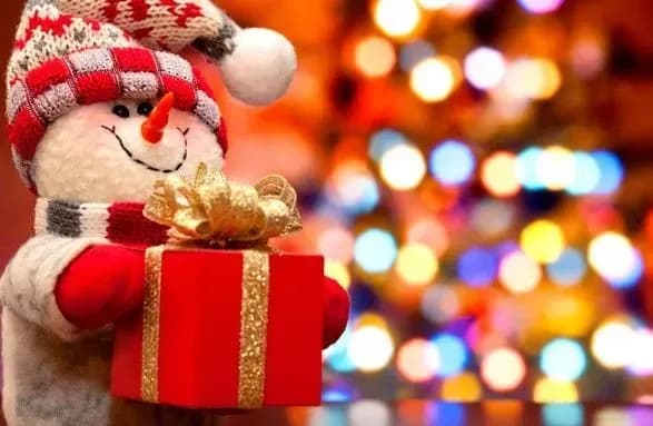 Стало відомо, які подарунки звільняються від оподаткування