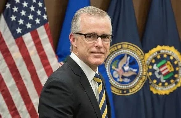 The Washington Post:  заступник голови ФБР Маккейб планує піти у відставку в березні 2018 року