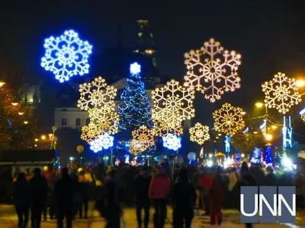 Словаччина запалила різдвяні вогні