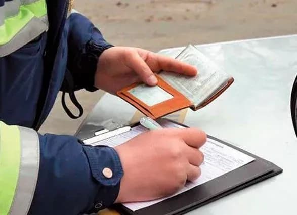 МВС: нова система штрафів за порушення ПДР ще не почала діяти