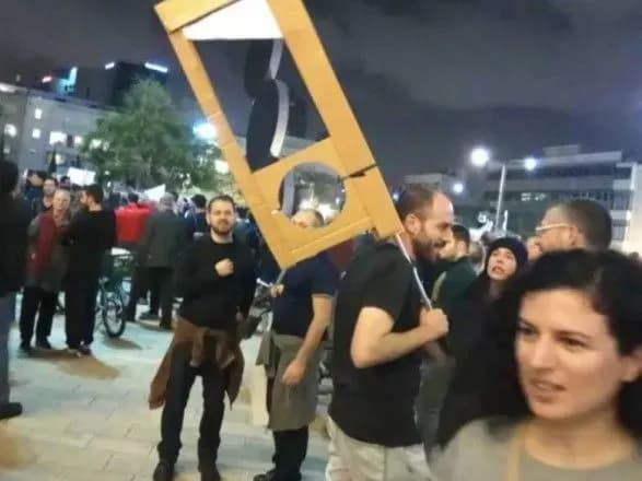 Заарештованим учасникам протестів в Ірані може загрожувати страта