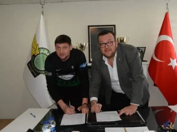 Нападник Селезньов визначився з новим клубом