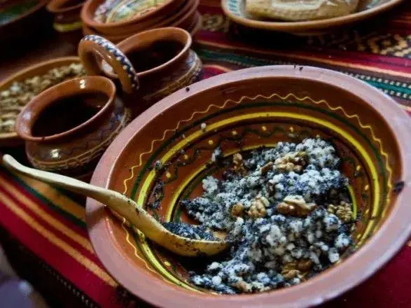 Святвечір в зоні АТО: благословення священника і волонтерська кутя