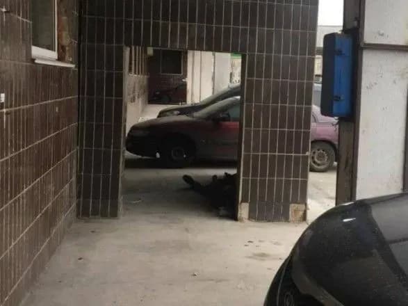 У Києві чоловік помер біля лікарні через відмову надати йому допомогу