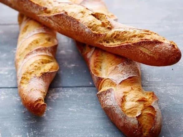 Макрон хоче, щоб французький багет захистила ЮНЕСКО