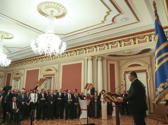 Росія має на меті знищити українську державу як таку - Порошенко