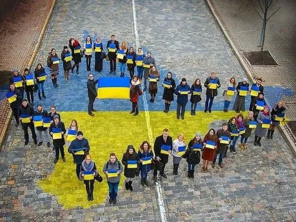 Міжнародний фронт з деокупації Криму щодня стає міцнішим - Порошенко