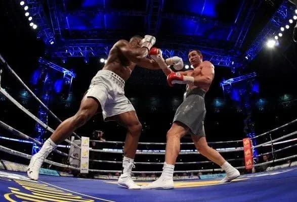 Третє видання визнало бій Кличко – Джошуа найкращим в 2017 році