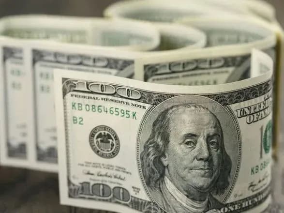 Індекс долара знизився до трирічного мінімуму