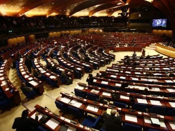 Доповідь комісії ПАРЄ стосовно закону про освіту має рекомендаційних характер – Гончаренко