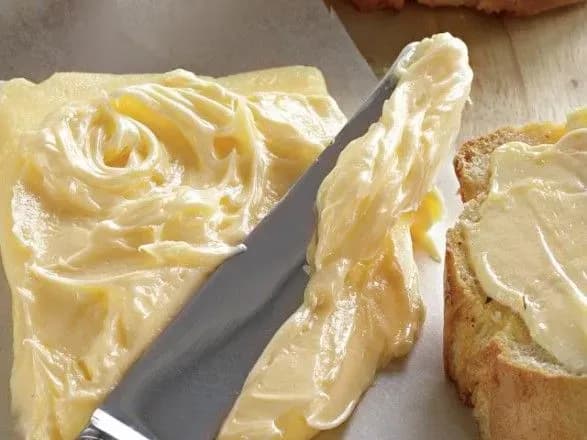 Замість масла поставляв у садок фальсифікат: у Житомирі судитимуть підприємця