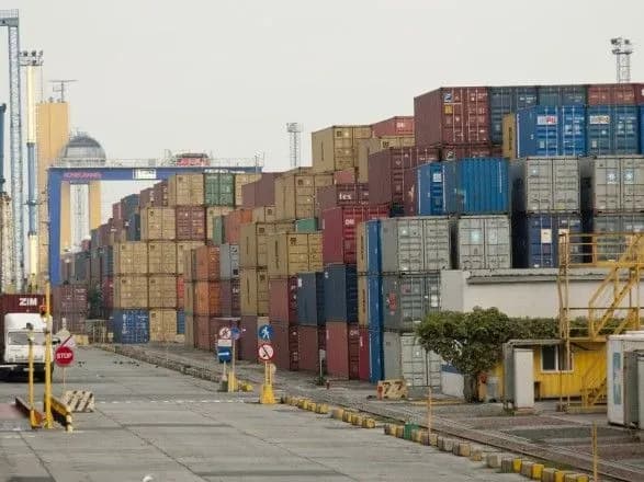 Через українські митниці намагались незаконно провести товарів на 1,6 млрд грн у 2017 році