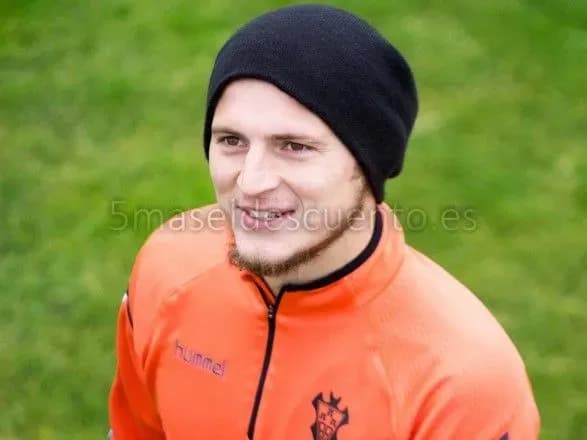 "Альбасете" не відпустив Зозулю в німецький клуб