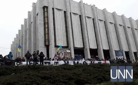 На Європейській площі розпочалось віче прихильників Саакашвілі