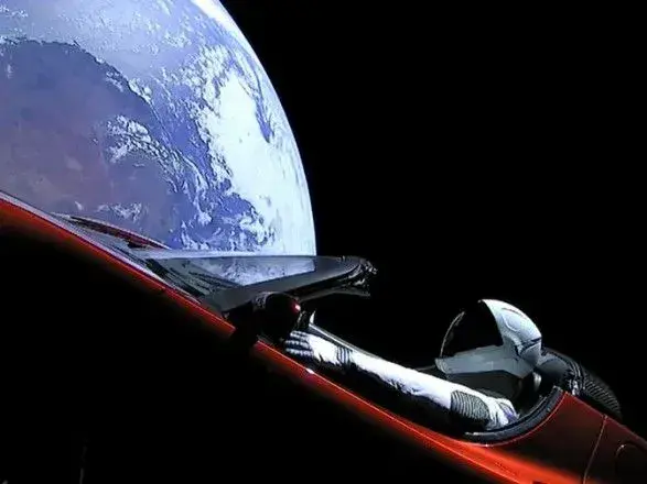 Це було просто "вау": соцмережі про запуск ракети Falcon Heavy