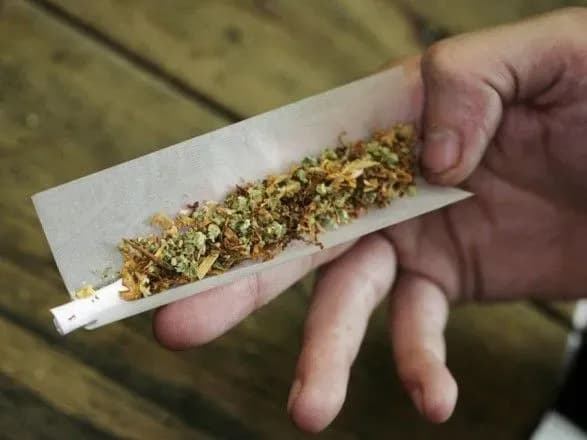 У Києві батько та син виготовили наркотиків на 4 млн грн