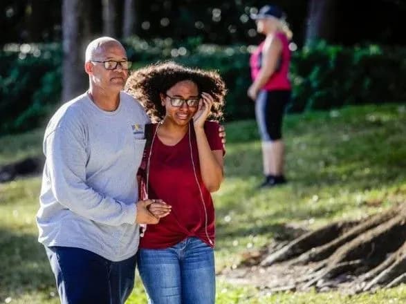 Стрілець у школі Флориди активував пожежну тривогу, домагаючись більшого числа жертв