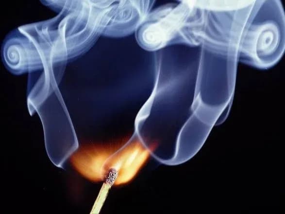 Сім'я з немовлям отруїлися чадним газом у Львові