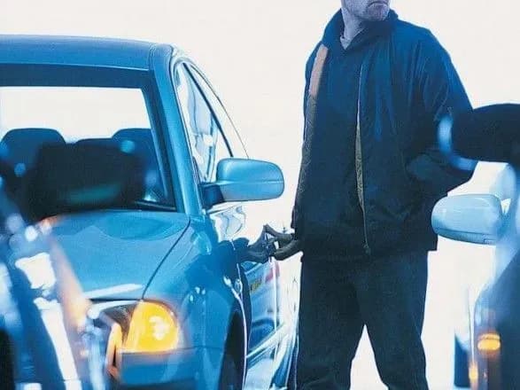 Суд в Харькове арестовал украинца и россиянина за похищение элитных автомобилей