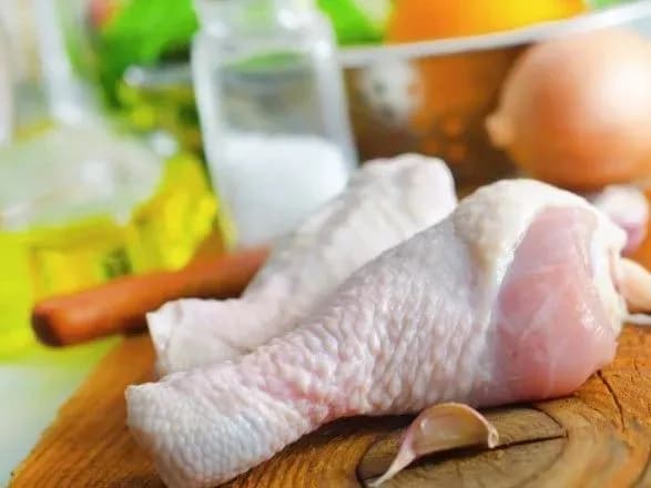 Позитивне сальдо зовнішньої торгівлі м'ясом птиці зросло вдвічі – Держпродспоживслужба