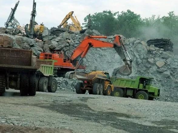 Минулого року Держгеонадра видали спецдозволів на понад 2 млрд грн