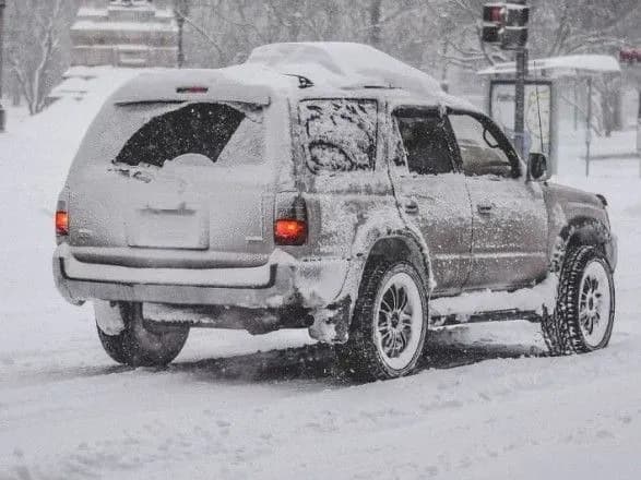 Київських водіїв закликали два дні не їздити на своїх авто