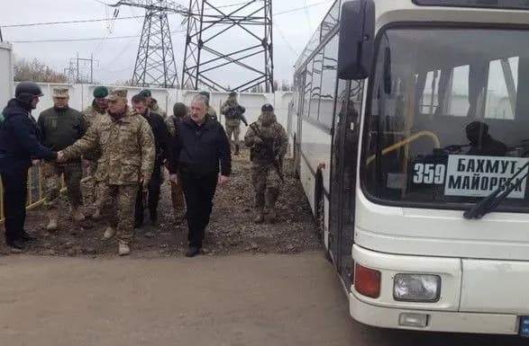 Село Майорське та КПВВ знеструмлені